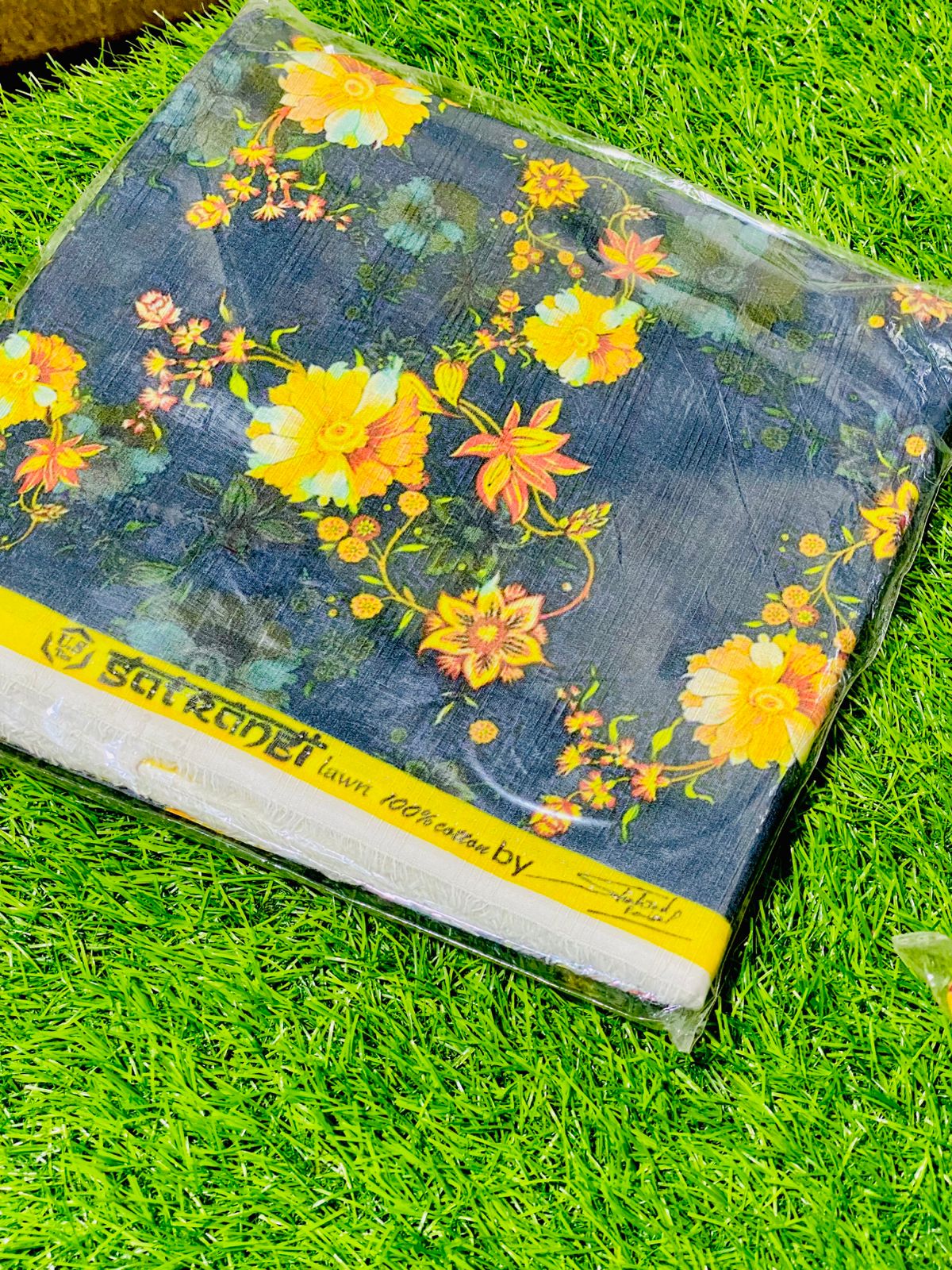 2-Peace Lawn Allover Bana Doria Unstitched Suit