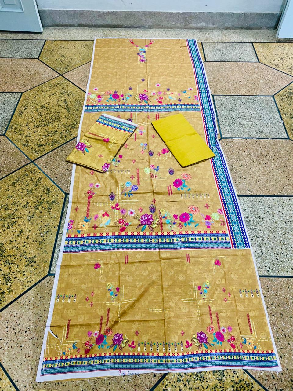 3-Peace Khaddar Unstitched Suit