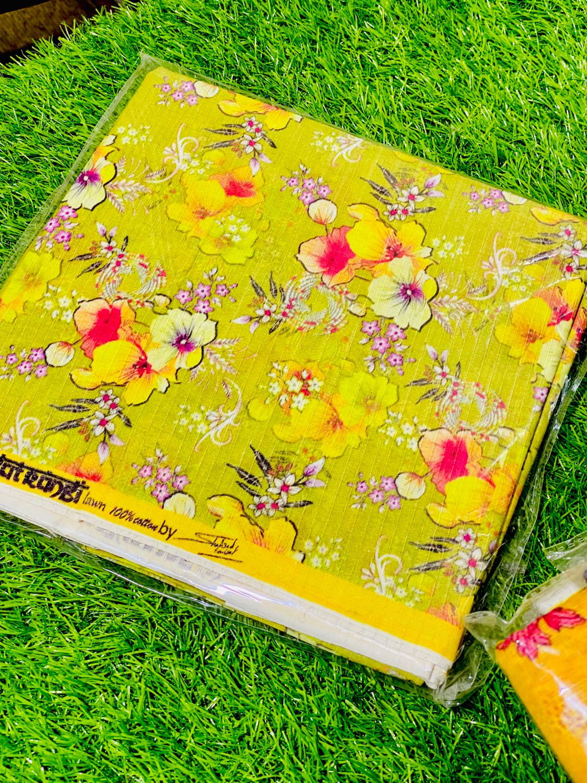 2-Peace Lawn Allover Bana Doria Unstitched Suit