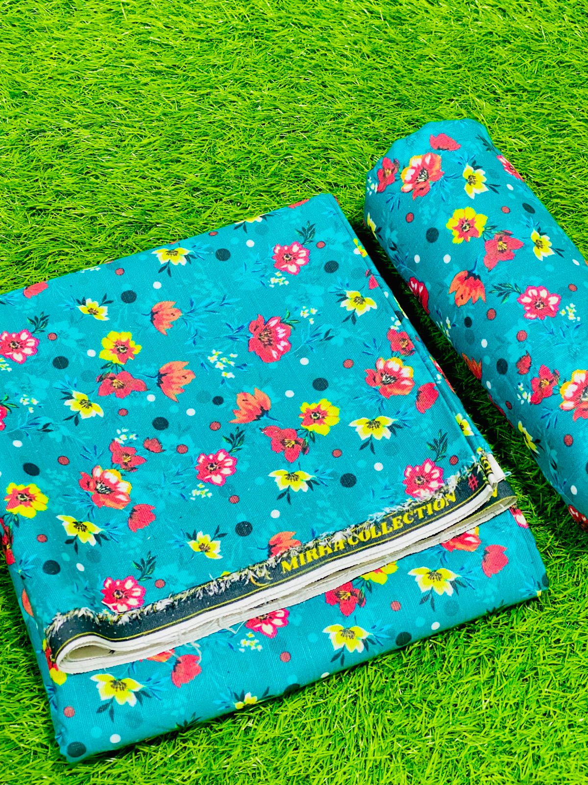 2-Peace Khaddar Allover Unstitched Suit