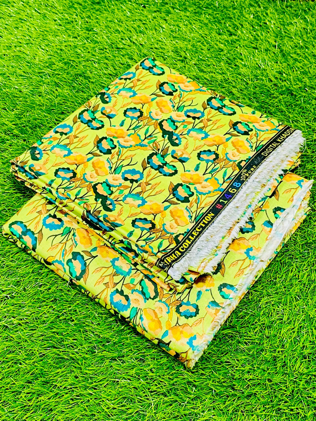 2-Peace Khaddar Alloveblob:https://web.whatsapp.com/df0fc138-2abc-44e8-9866-d5ecb711c3c8r Unstitched Suit